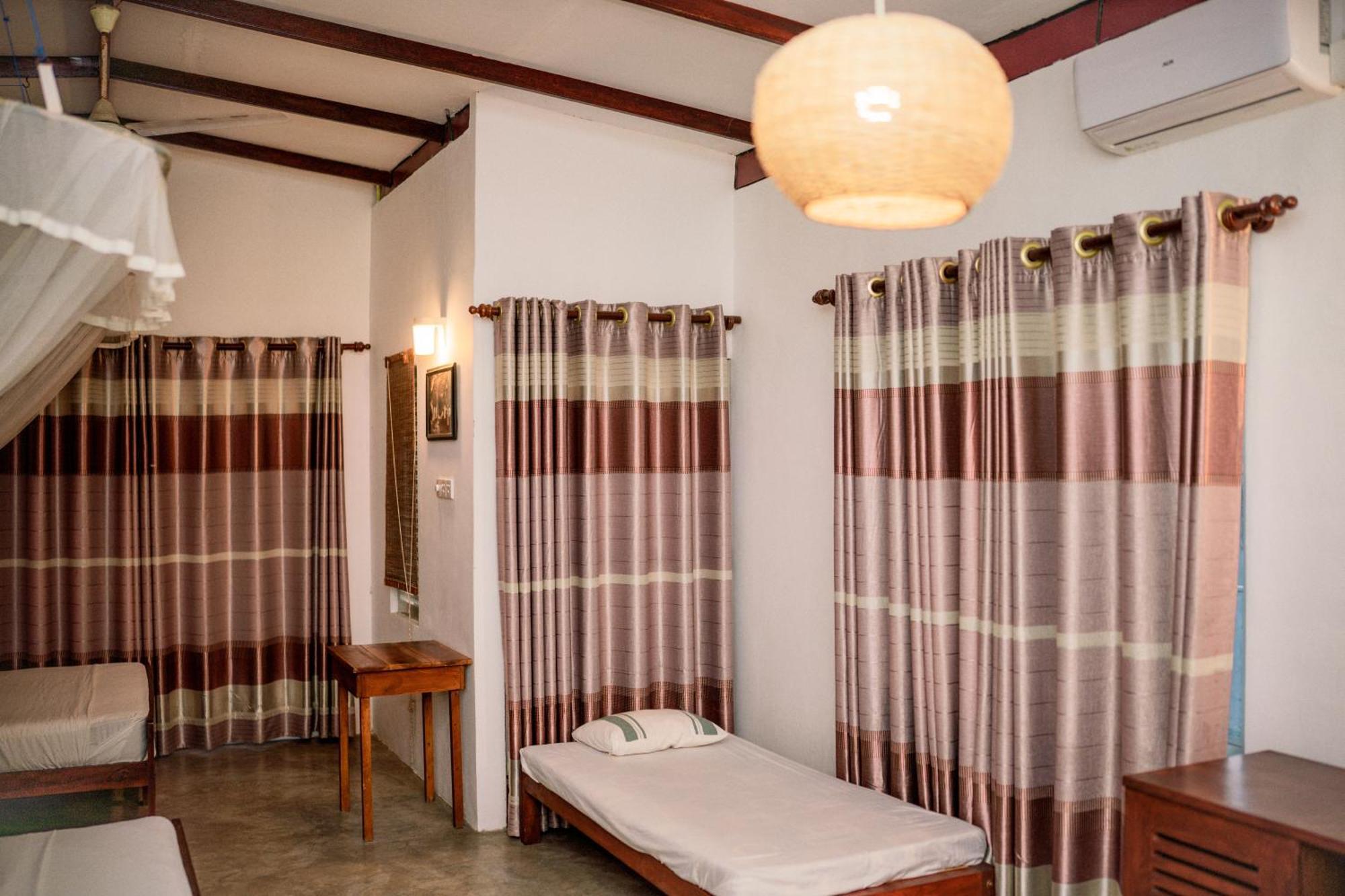 Bienvenido Cozy Madiha Hotel Matara Room photo