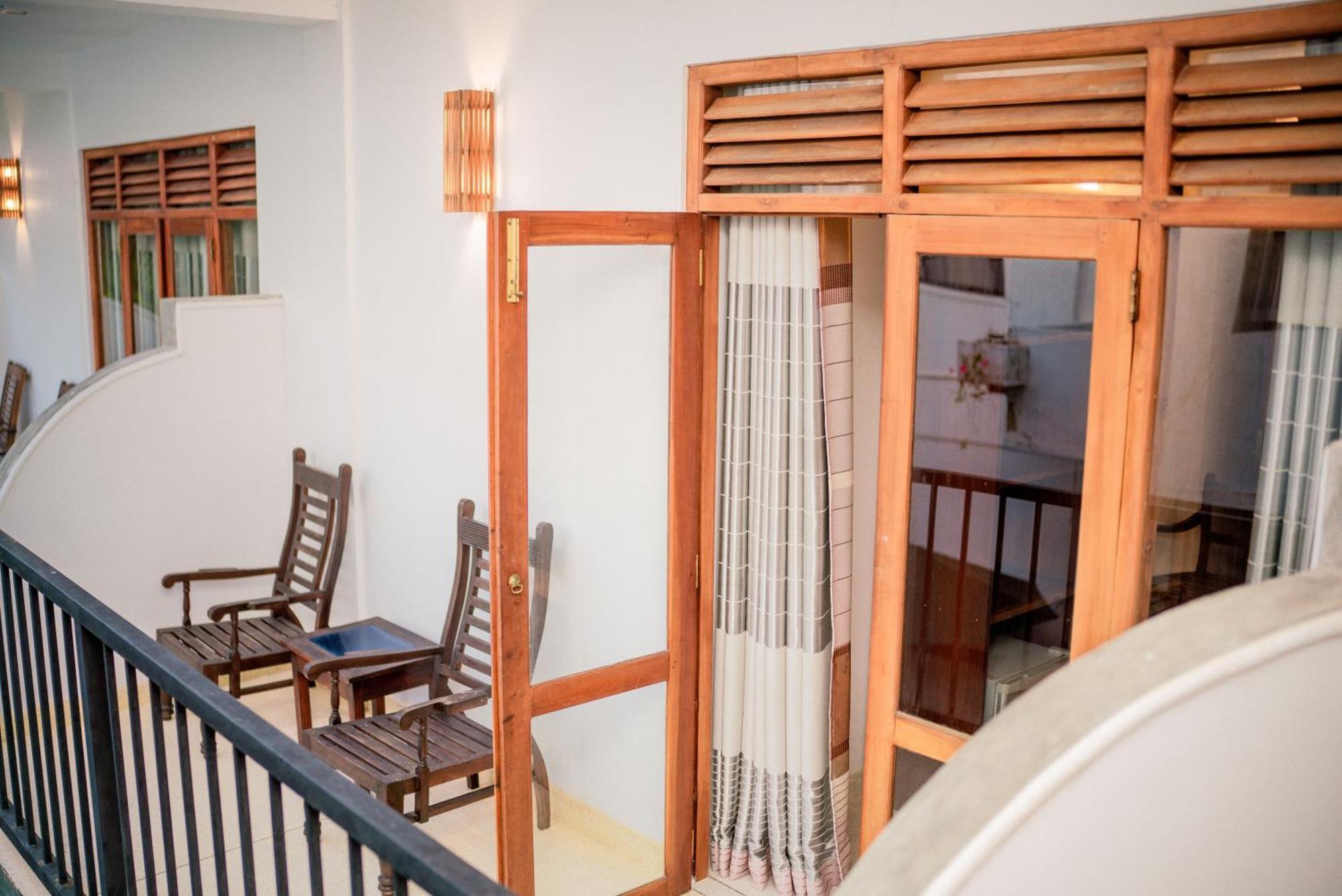 Bienvenido Cozy Madiha Hotel Matara Exterior photo
