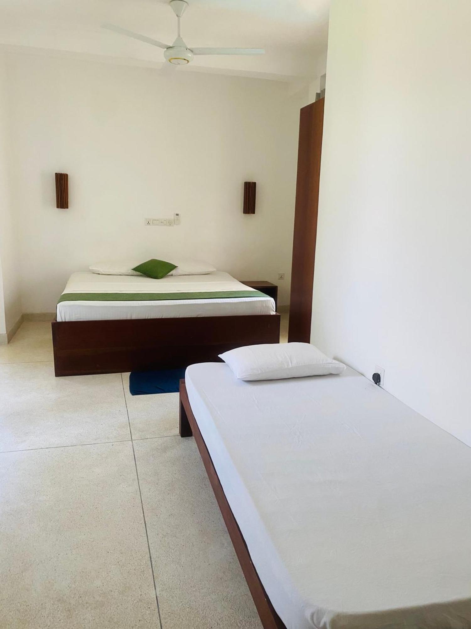 Bienvenido Cozy Madiha Hotel Matara Room photo