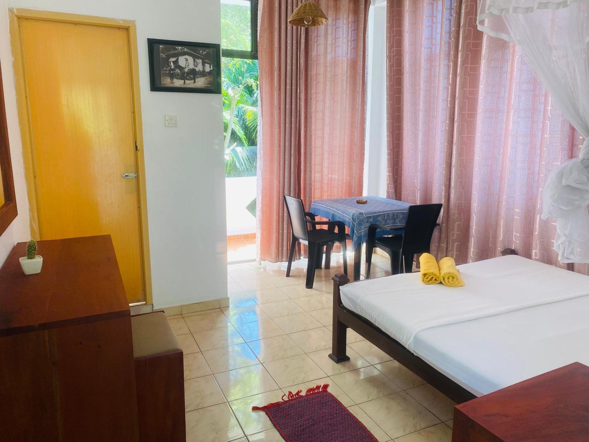 Bienvenido Cozy Madiha Hotel Matara Room photo