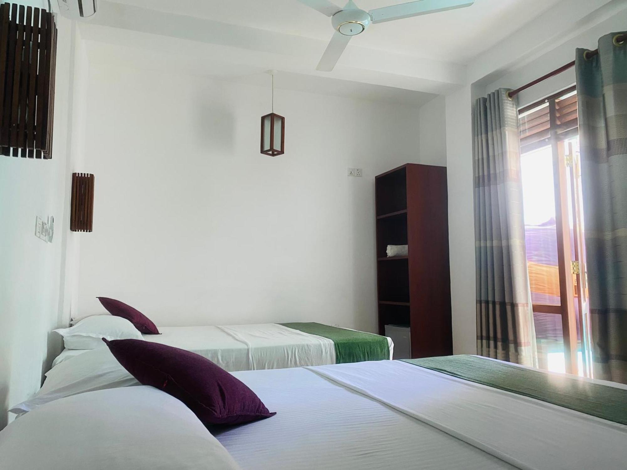 Bienvenido Cozy Madiha Hotel Matara Room photo